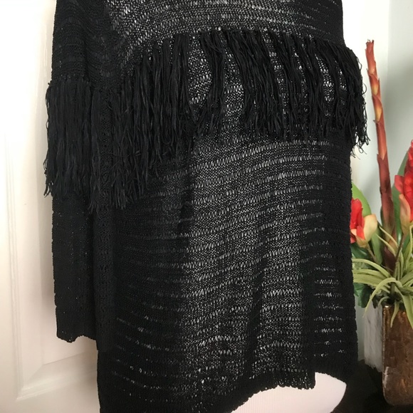 Chelsea & Violet Fringe Sweater. Size XS - Picture 2 of 6